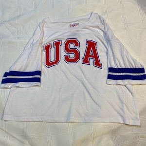 MODERN LUX WHITE GRAPHIC TEE